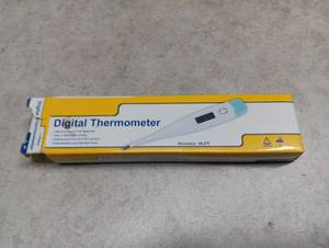 lot 2014 image: One DIGITAL THERMOMETER HIGH ACCURACY