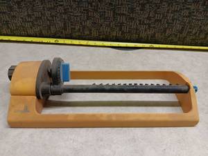 lot 2029 image: Gilmour Oscillating Lawn Sprinkler