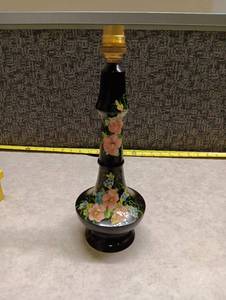 lot 2036 image: Table Lamp with Floral Decorated Base and Brass Fittings