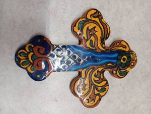 lot 2082 image: Decorative Cross Wall Hanging with Ornamental Painted Design