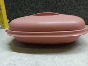 lot 2118 image: Microwave Steamer Container 6 Cups 1.4L