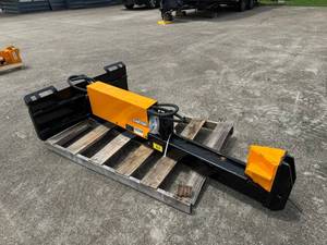lot 63035 image: 82 Hydraulic Horizontal Log Splitter for Skid Steer Loaders (CK-HLS82)