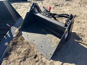 lot 61014 image: Landhonor 44 inch 4-In-1 Combo Mini Skid Steer Bucket - MCB-72-44W unused