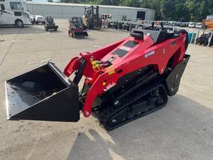lot 67048 image: Kubota Engine Diesel 24 HP Mini Track Loader with Pilot Controls (CK-V1000)