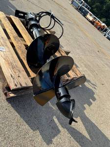 lot 67094 image: Mini Hydraulic Earth Auger Attachment  (GEN-CA-EXAUEX)