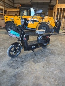 lot 161 image: UNUSED - 2026 - SD Lanch Two-Wheeled Electric Vehicle