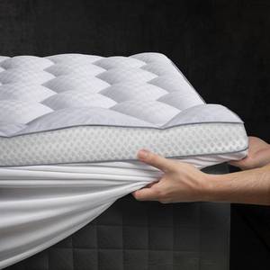 lot 101686 image: Retails for $109 3 Inch Ultra-Fluffy Memory Foam Mattress Topper King for Back Pain, Extra Soft Pillow Top King Mattress Topper with 4X Support, Mattress Pad with Breathable Air Mesh Sides, 6-21 Deep Pocket