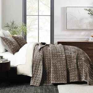 lot 301589 image: Grassix Velvet Quilt Set King Size, Luxury Geometric Design, Mocha Brown  Lightweight Velvet Comforter with 2 Pillow Shams, Soft Bedspread Coverlet, Quilted Bedding Set for All Seasons, 108x96