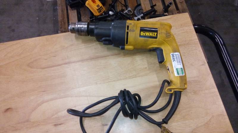 lot 3896 image: 12 (13MM) VSR DUAL RANGE HAMMERDRILL