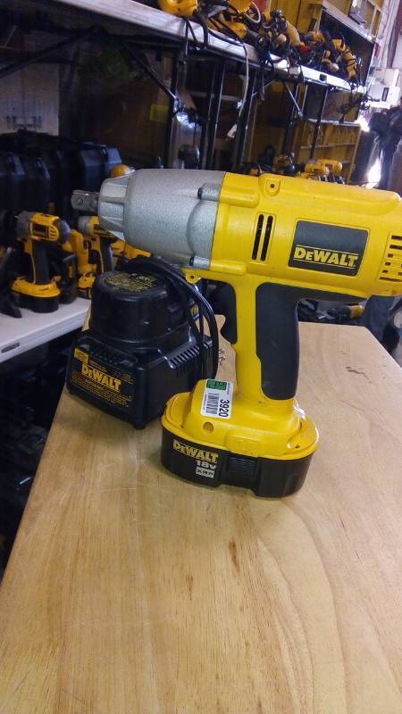 lot 3920 image: 18-Volt XRP NiCd Cordless 12 in. Impact Wrench