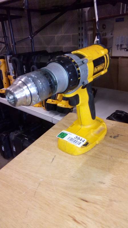 lot 3944 image: DEWALT DC987 XRP Cordless Drill Driver HD 18v Volt 12