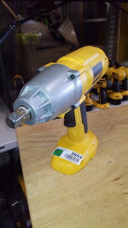 lot 3954 image: 12 (13MM) 18V CORDLESS IMPACT
