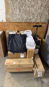 lot 4860 image: PALLET OF MISCELLANEOUS ITEMS FOR PARTS OR REPAIR&nbsp