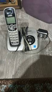 lot 6974 image: Uniden DECT 6.0 Cordless Telephone with Caller ID and Base Station