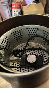 lot 6993 image: Deep Fryer with Perforated Basket and Temperature Control