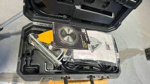 lot 7033 image: SKIL Oscillating Multi-Tool Kit with Saw Blade and Accessories