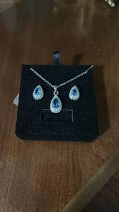lot 60083 image: Teardrop Blue Crystal Pendant Necklace and Earring Set