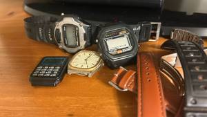 lot 60129 image: Mixed Lot Watches & Calculator Watch �� Digital, Analog & Accessories 6 Pieces