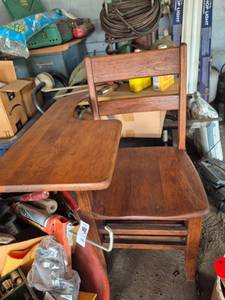 lot 26 image: Wood Student Desk Chair Combo with Side Writing Tablet