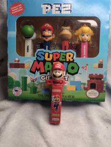lot 2103 image: PEZ Super Mario Gift Set Candy Dispenser  Mario Toy