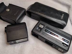 lot 2500 image: Canon ABA 100 Flash Meter & Kodak Tele-Insta IIC 608 Camera with Cases