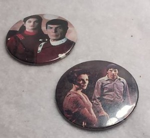 lot 3013 image: Star Trek Pinback Buttons 2 Count