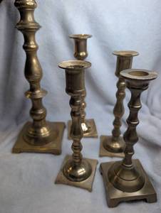 lot 3500 image: Brass Candlesticks 5-Piece Set, Square Base