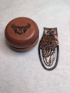 lot 3704 image: RICE Engraved Wooden Owl Yoyo  Owl Bookmark&nbsp
