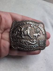lot 5002 image: NFR National Finals Rodeo Hesston 1986 Belt Buckle Third Edition Anniversary Series