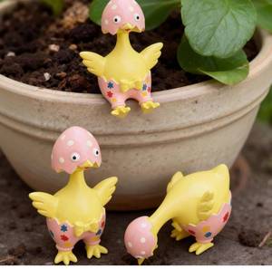 lot 6464 image: 3Pcs Cute Hatching Chicks Resin Figurines, Mini Farm Animal Statues for Fairy Garden, Potted Plant Decor and Home Desktop Ornaments