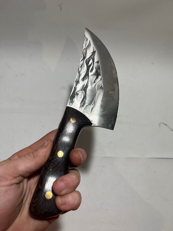 lot 117 image: Professional Quality Steel Damascus Styled Blade Dark Wooden Handle