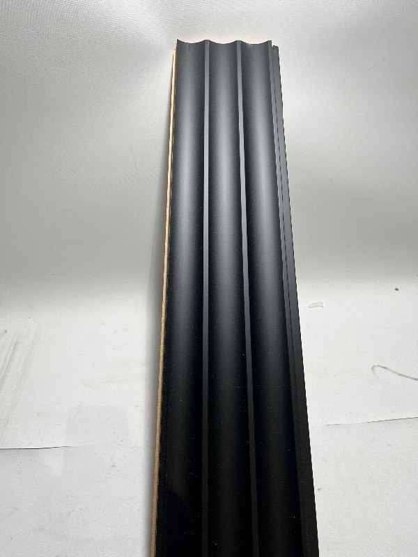 lot 113 image: AGT Black Wall Panel Curved Design 8 x 5