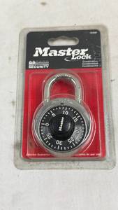 lot 45 image: Master Lock 1500D Combination Padlock