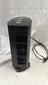 lot 66 image: Homegear Tower Fan with Timer