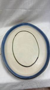 lot 94 image: Chatham Potters Stoneware Serving Platter w Blue Rim Oval 15.5 inches