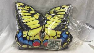 lot 99 image: National Wildlife Federation Swallowtail Pillow DS 3-00 A9818