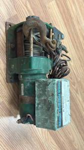 lot 136 image: 1 HP 12 VDC 3000 lb Capacity Winch