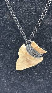 lot 145 image: Necklace with Indian Arrowhead on Chain