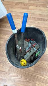 lot 161 image: Tool Lot with Steel Strapping Sealer and Clips