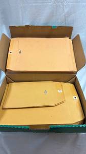 lot 207 image: Pendaflex 12 x 2 Clasp Envelopes 28 lb Kraft - Partial Box