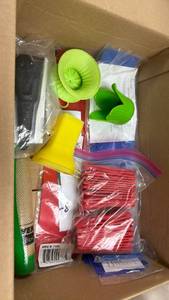 lot 216 image: Kitchen Gadget Lot