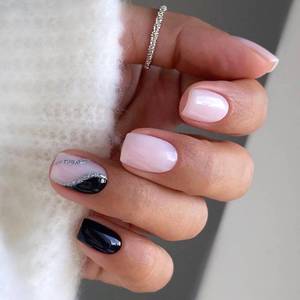 lot 4438 image: XZMeiLun Pink Press On Nails Short Square, Black Silver Glitter Design Short False Nails, Reusable Stick On Fake Nails with Glue For Women, 12Sizes-24 Salon Quality Nail Kit, Gift for Woman