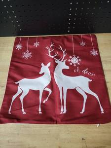 lot 20400 image: Holiday Decorative Pillow Covers Set of 4 Red White Christmas Snowflake Deer (17inx17in)