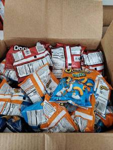 lot 1728 image: Lays snack box Cheetos Doritos multi-pack BB July 20th 2026