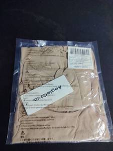 lot 18023 image: Women Seamless Shapewear Bodysuit Size M