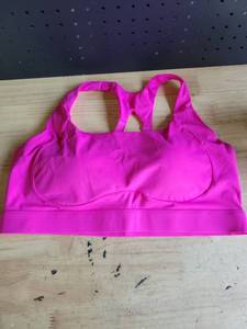 lot 20443 image: Running Girl Adjustable Strappy Sports Bra with Pads Hot Pink XXL