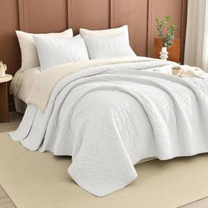 lot 19313 image: Masaca Oversized Queen Bedspread,Lightweight Quilt Bedding Set 3Pcs (1 Farmhouse Quilt and 2 Pillowshams) White Quilt Set with Leaf Pattern Soft Summer Bedspreads & Coverlets