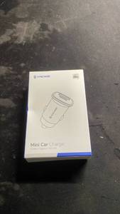 lot 12109 image: Syncwire Mini Car Charger