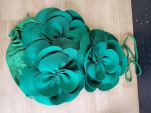 lot 20339 image: Decorative Flower Tank Top Green Small