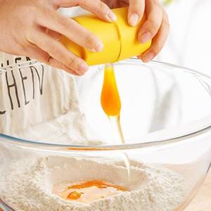 lot 10401 image: 2Pcs Egg Shell Opener, 2025 New Egg Cracker Tool for Raw Eggs, Hard Boiled Egg Peeler Egg Cube Egg Separator Handheld, Stainless Steel Eggshell Breaker Egg Shell Cutter Kitchen Gadgets��OrangeYellow��